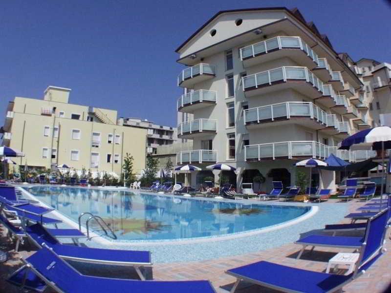 Universal Hotel Cervia Luaran gambar