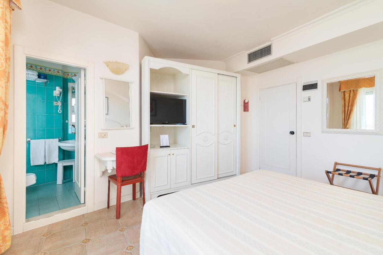 Universal Hotel Cervia Luaran gambar