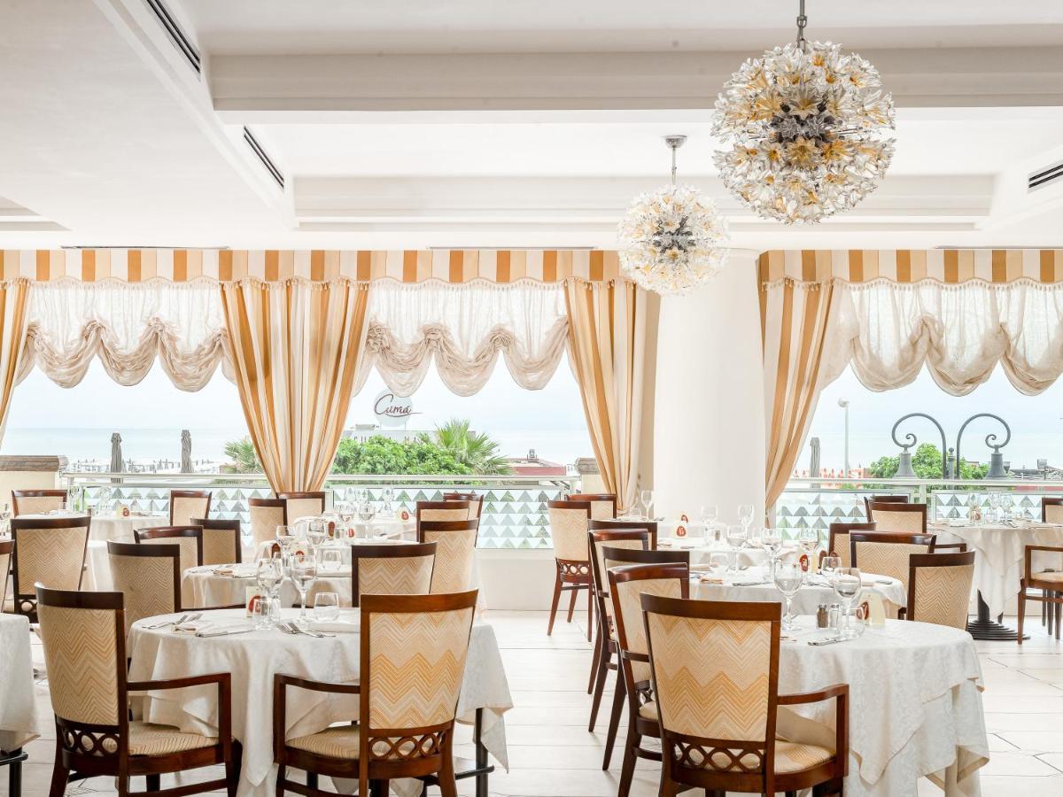 Universal Hotel Cervia Luaran gambar