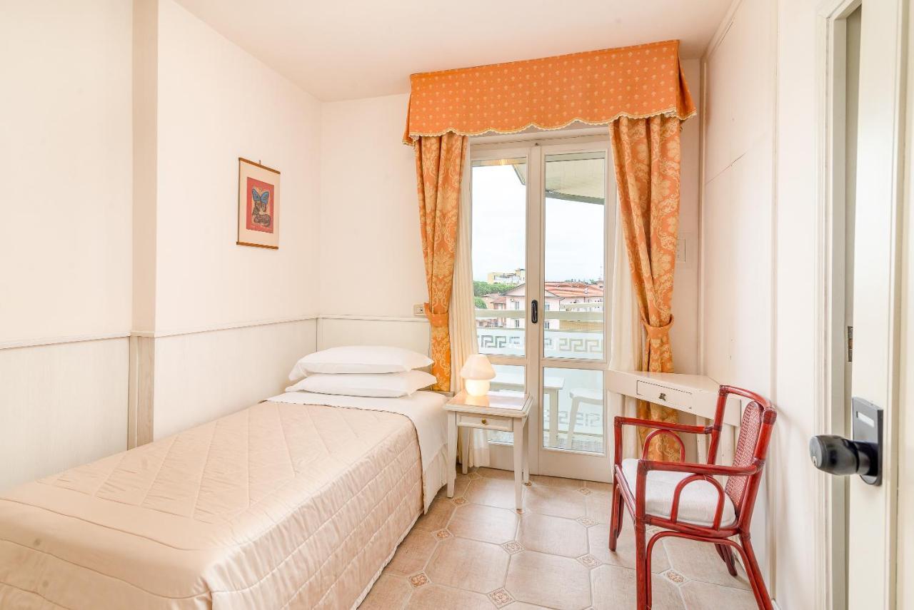 Universal Hotel Cervia Luaran gambar