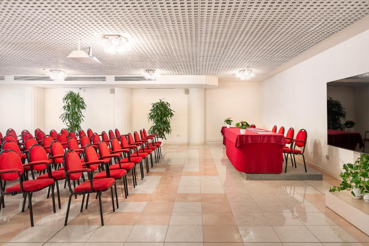 Universal Hotel Cervia Luaran gambar